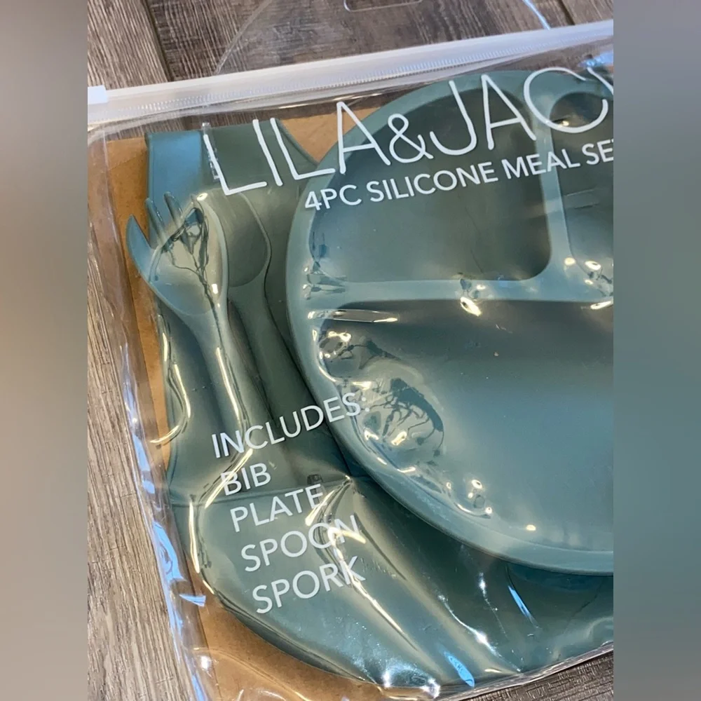 Lila & Jack's Baby Set BPA Free Food Grade Silicone Spork Spoon Bib Plate